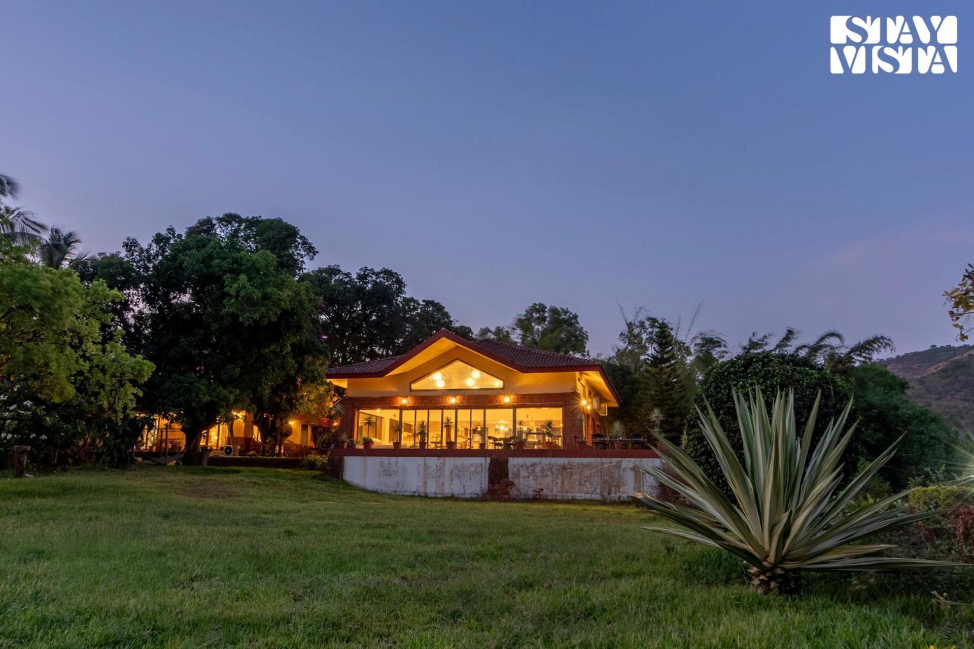 Stayvista At Three Shores With Lake View & Alfresco Dining Khamshet Eksteriør billede
