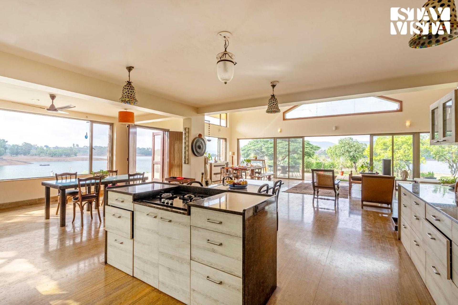 Stayvista At Three Shores With Lake View & Alfresco Dining Khamshet Eksteriør billede