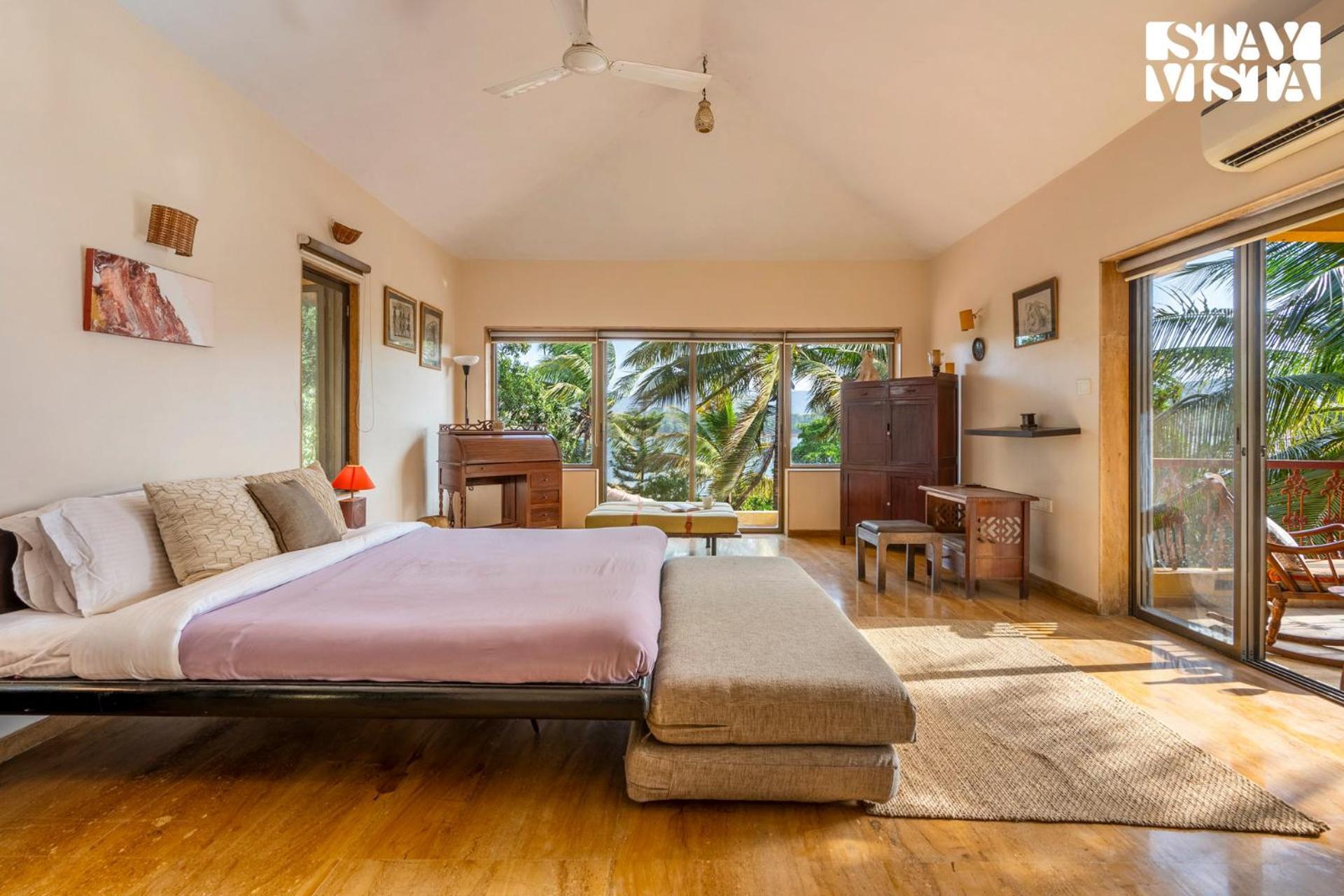 Stayvista At Three Shores With Lake View & Alfresco Dining Khamshet Eksteriør billede